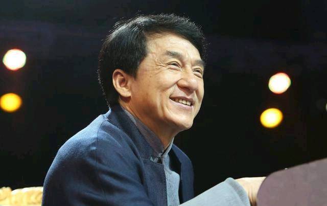 成龙拍新片时不测溺水 成龙拍新片时不测溺水