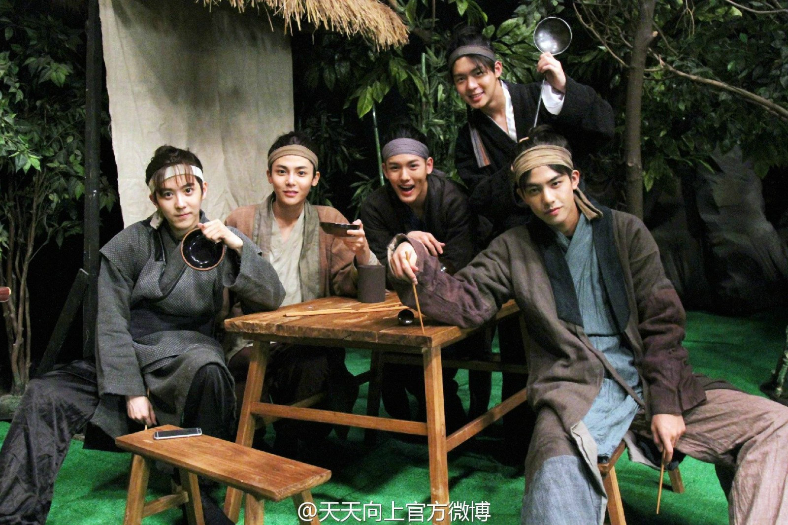 孔舒航整容前的复杂引见 孔舒航整容前的复杂引见
