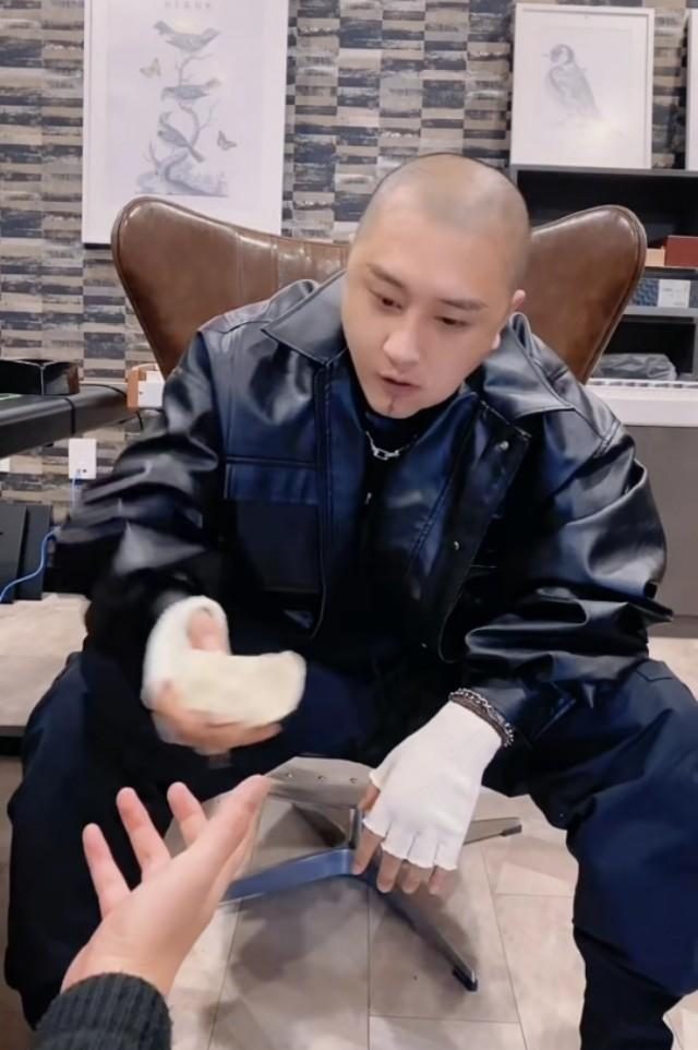 宏楠触电新闻 宏楠触电新闻