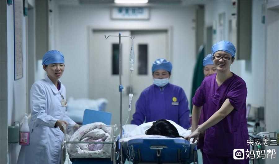 尼格买提手术室外堕泪