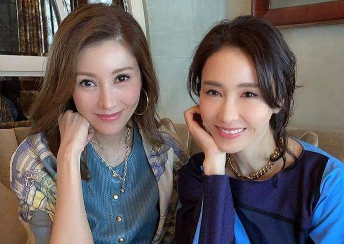 李嘉欣自曝入ICU的复杂引见 李嘉欣自曝入ICU的复杂引见