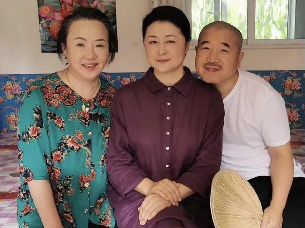 于月仙和马丽娟是什么关系