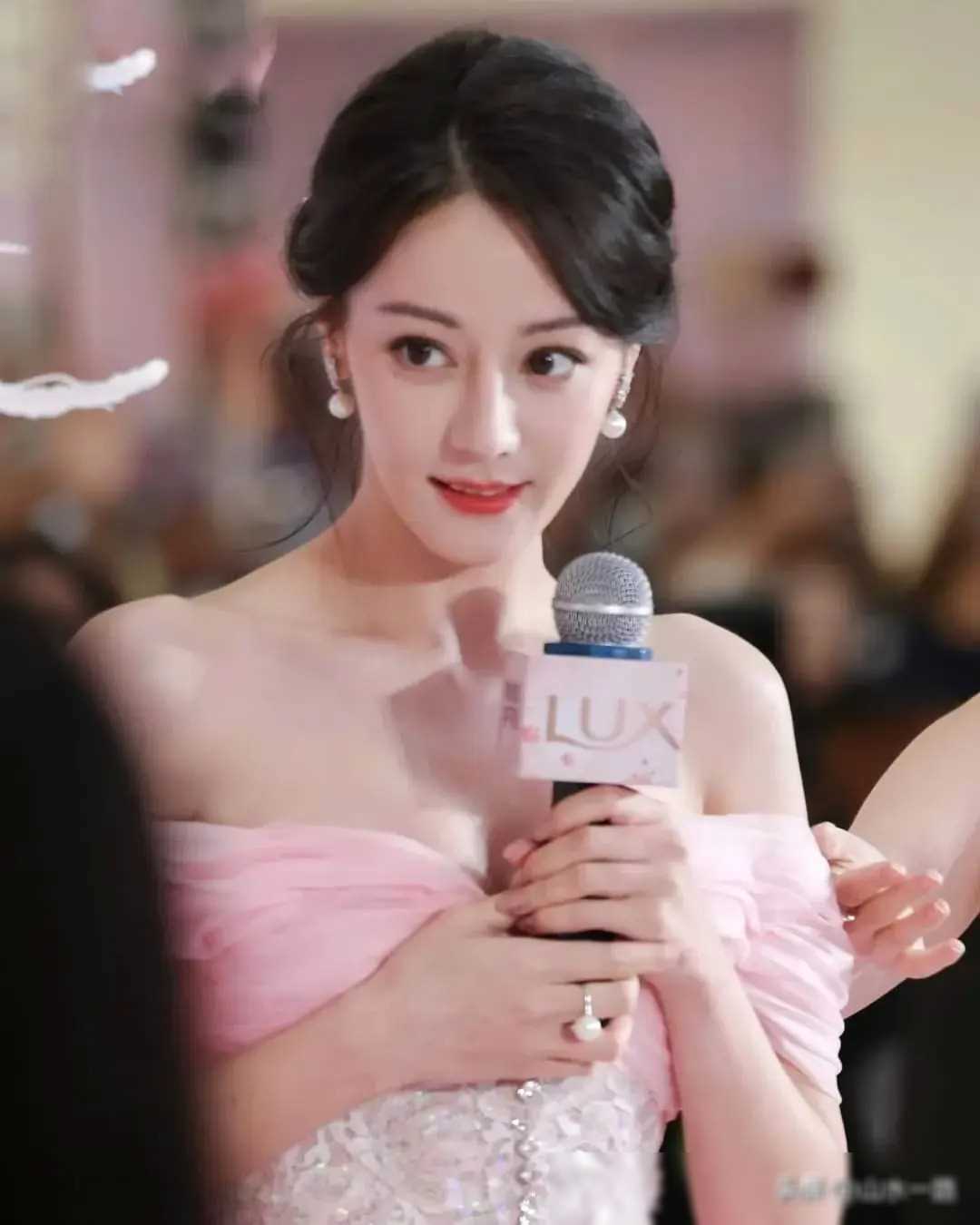 迪丽热巴节目 迪丽热巴节目