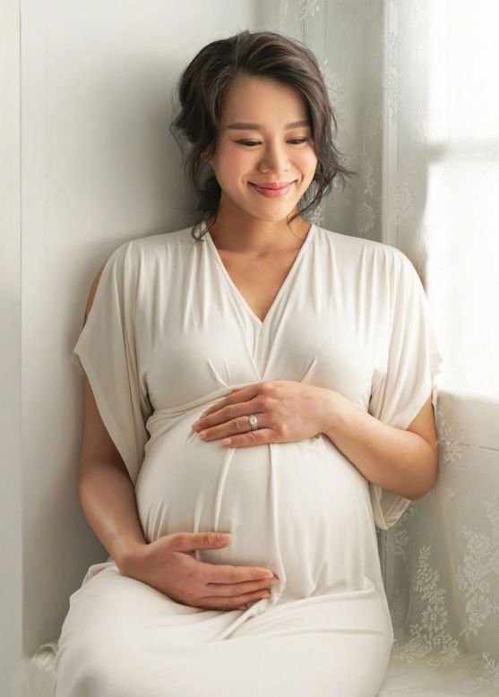 高圆圆妈妈
