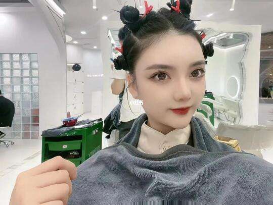 的佳欣