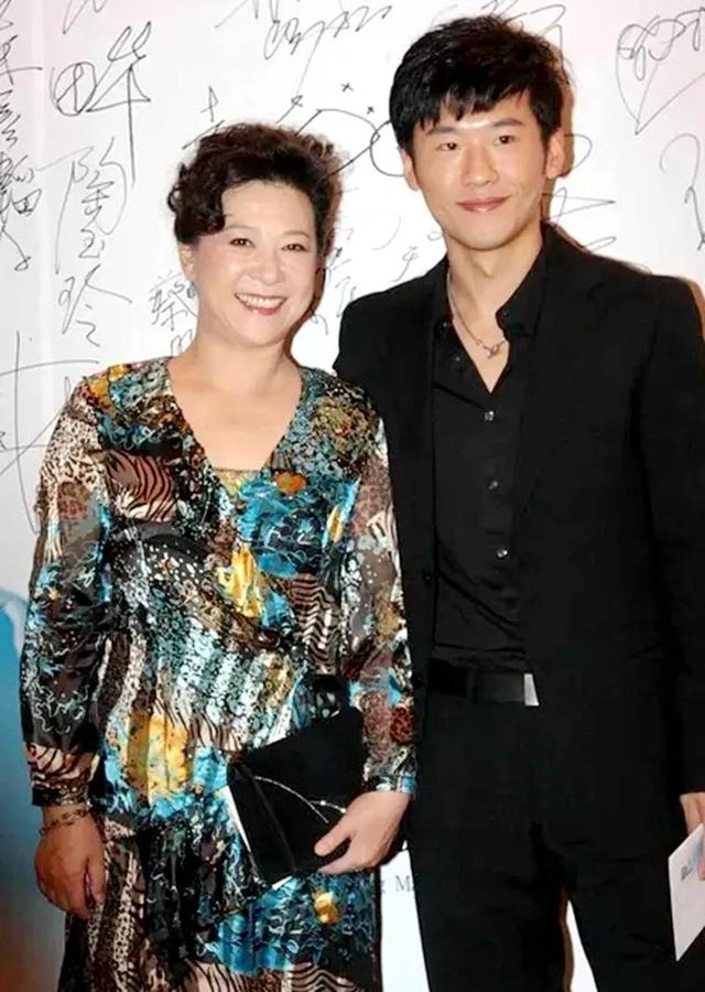 老闺蜜演员表 电视剧老闺蜜演员表