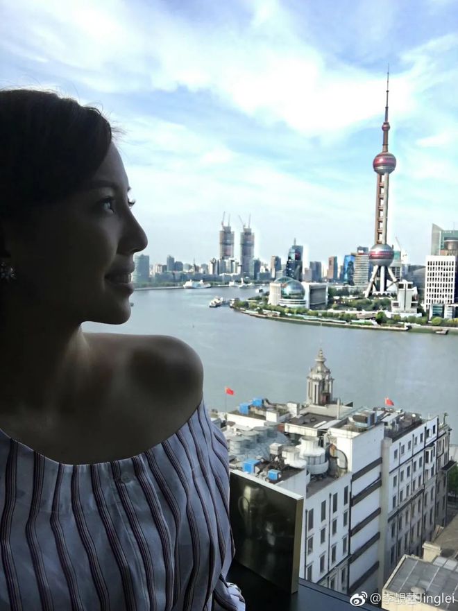 李靓蕾jinglei微博 李靓蕾前男友darwin微博