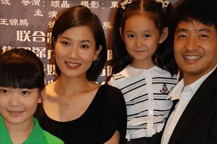 侯勇妻子 侯勇妻子王瑞资料