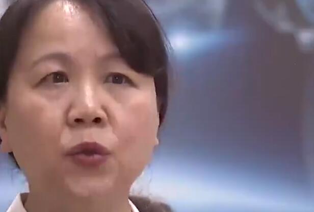 航天员女教头提到一首歌哽咽了 航天员女教头提到一首歌哽咽了是什么歌 航天员女教头提到一首歌哽咽了 航天员女教头提到一首歌哽咽了是什么歌