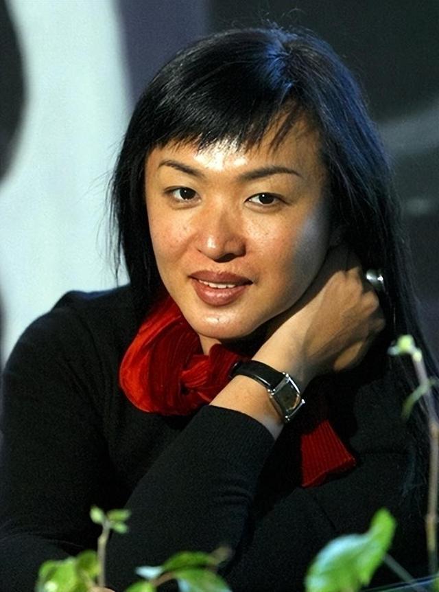 安井千惠厥后嫁了吗 此刻的安井千惠成婚了吗? 安井千惠厥后嫁了吗 此刻的安井千惠成婚了吗?