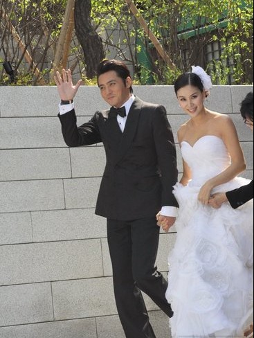 张东健婚礼 张东健婚礼明星唱歌 