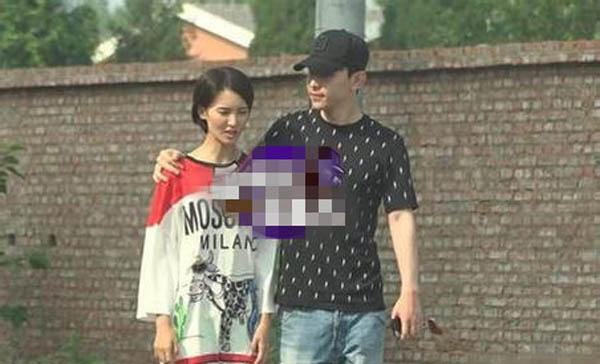 邓伦金晨做了一晚上是真的吗的简单介绍
