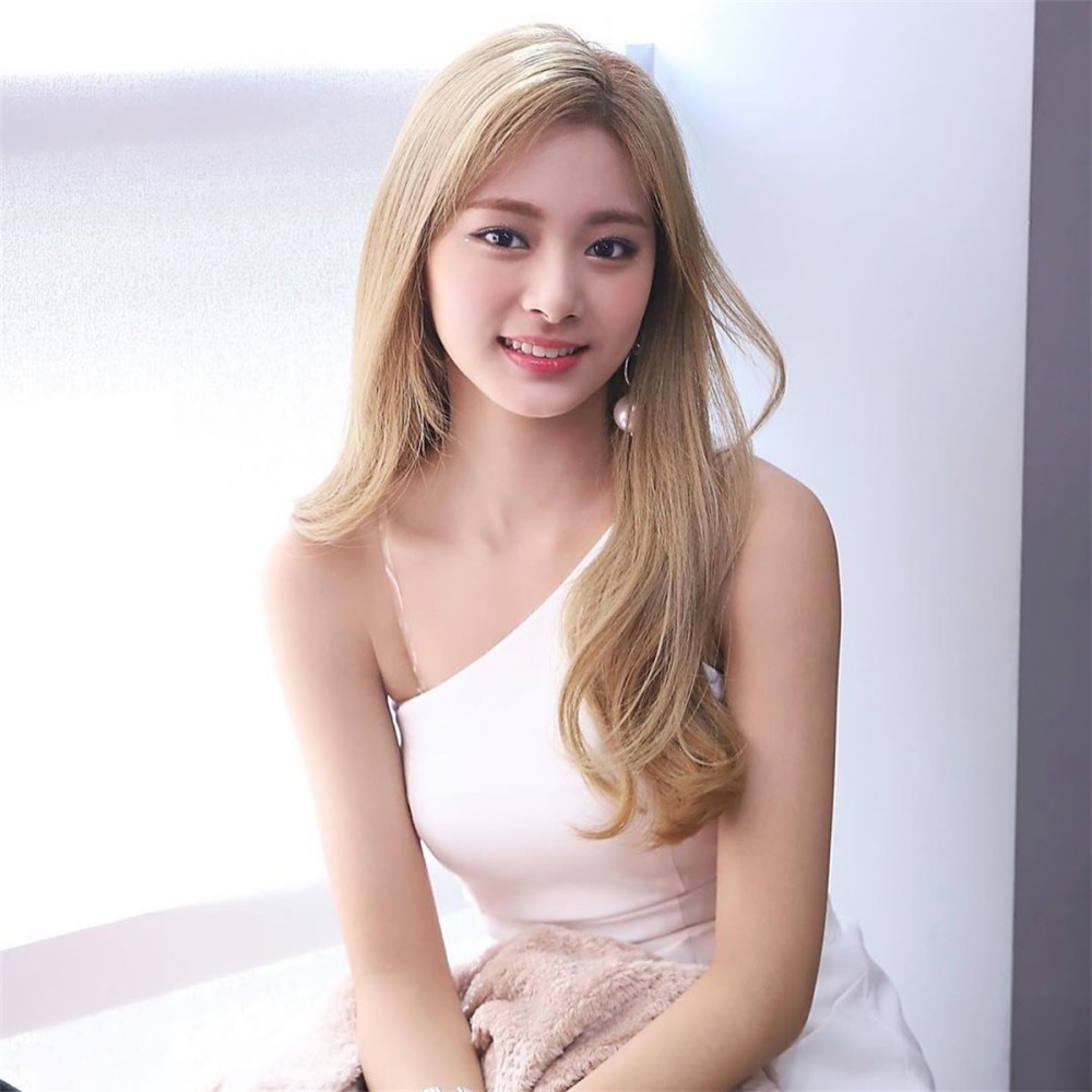 jyp周子瑜 jyp周子瑜报歉视频 jyp周子瑜 jyp周子瑜报歉视频