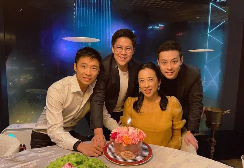 霍震霆有几个妻子 霍震霆几个妻子和后代 霍震霆有几个妻子 霍震霆几个妻子和后代
