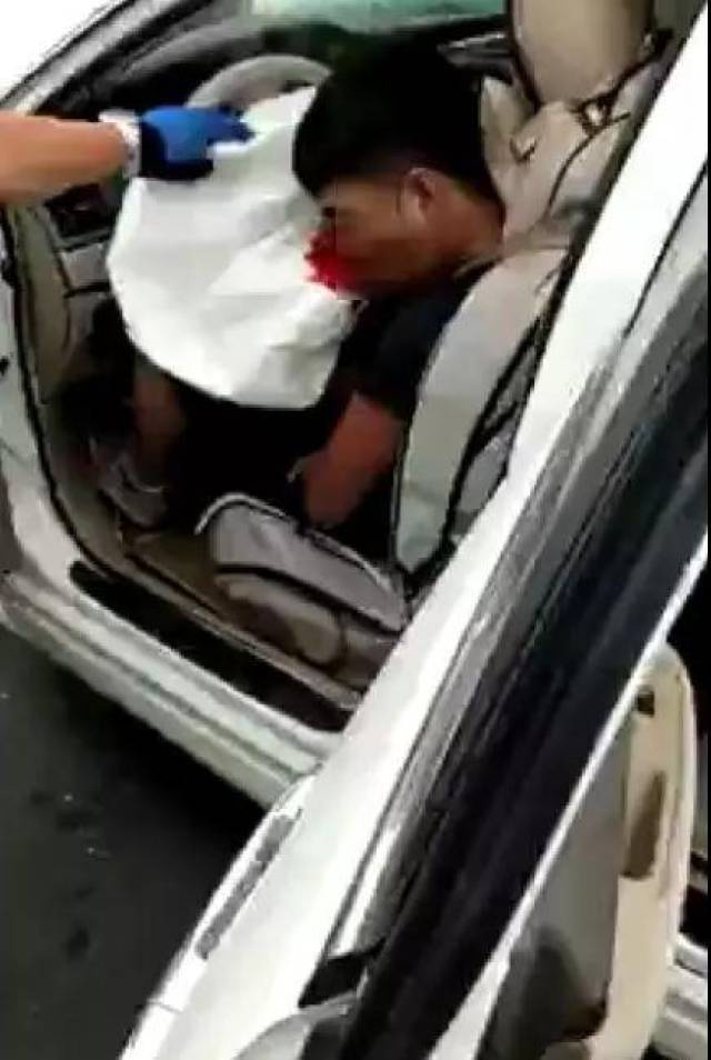 小沈阳车祸死亡现场 小沈阳车祸死亡现场新闻 小沈阳车祸死亡现场 小沈阳车祸死亡现场新闻