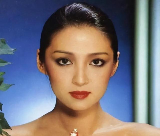 胡因梦和谁生了女儿 胡因梦和谁生了女儿 连战 