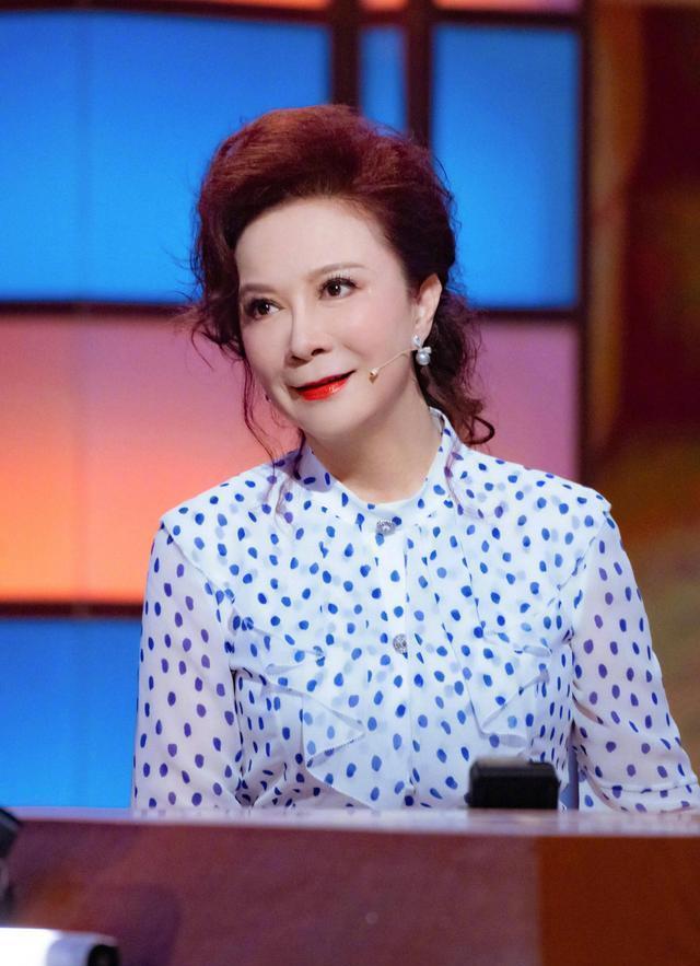蔡明的老公是谁 蔡明的老公是做什么的
