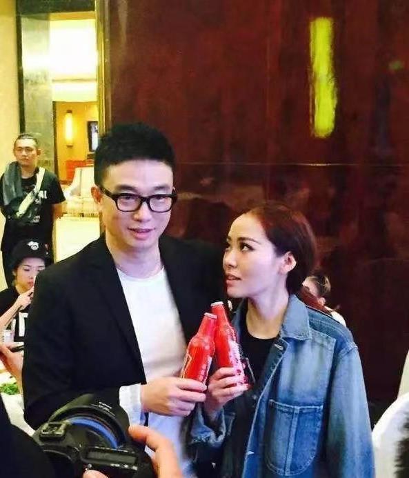 冯柯前妻 冯柯哪年的?