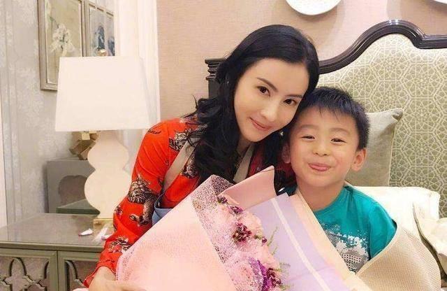 谢振轩和谢振南 谢振轩和谢振南现在跟谁 