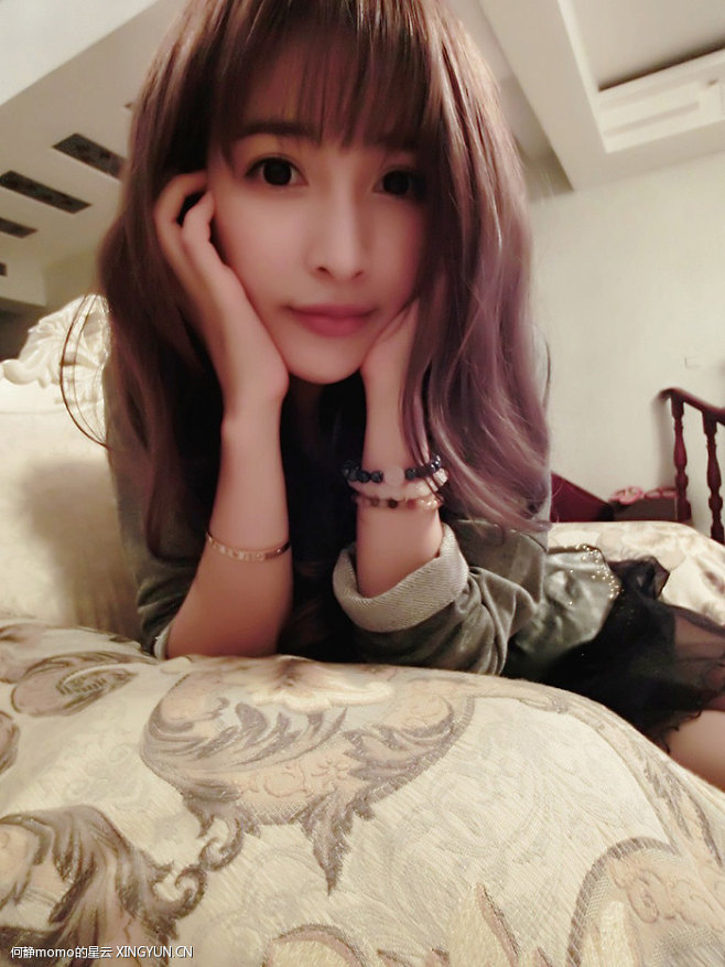 何静momo 何静最知名的歌 