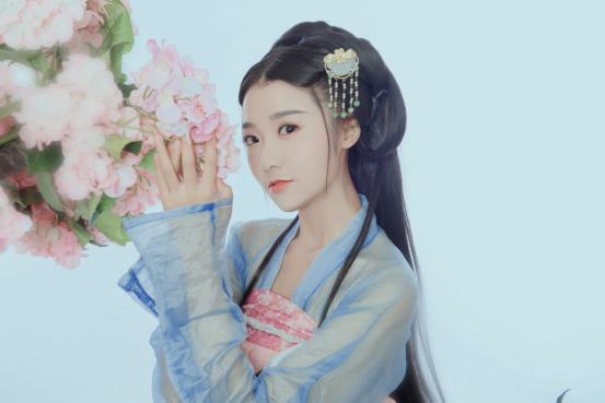 红格格 红格格真名叫什么 红格格 红格格真名叫什么