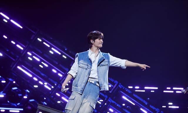 徐良北京演唱会 徐良参与节目唱的歌曲 徐良北京演唱会 徐良参与节目唱的歌曲