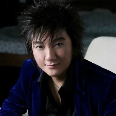 胡彦斌救狗英雄 胡彦斌 救狗英雄 新闻 
