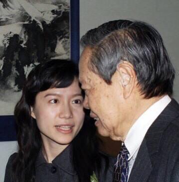 翁帆的第一任丈夫照片 翁帆第一任丈夫是谁,叫什么名字 翁帆的第一任丈夫照片 翁帆第一任丈夫是谁,叫什么名字