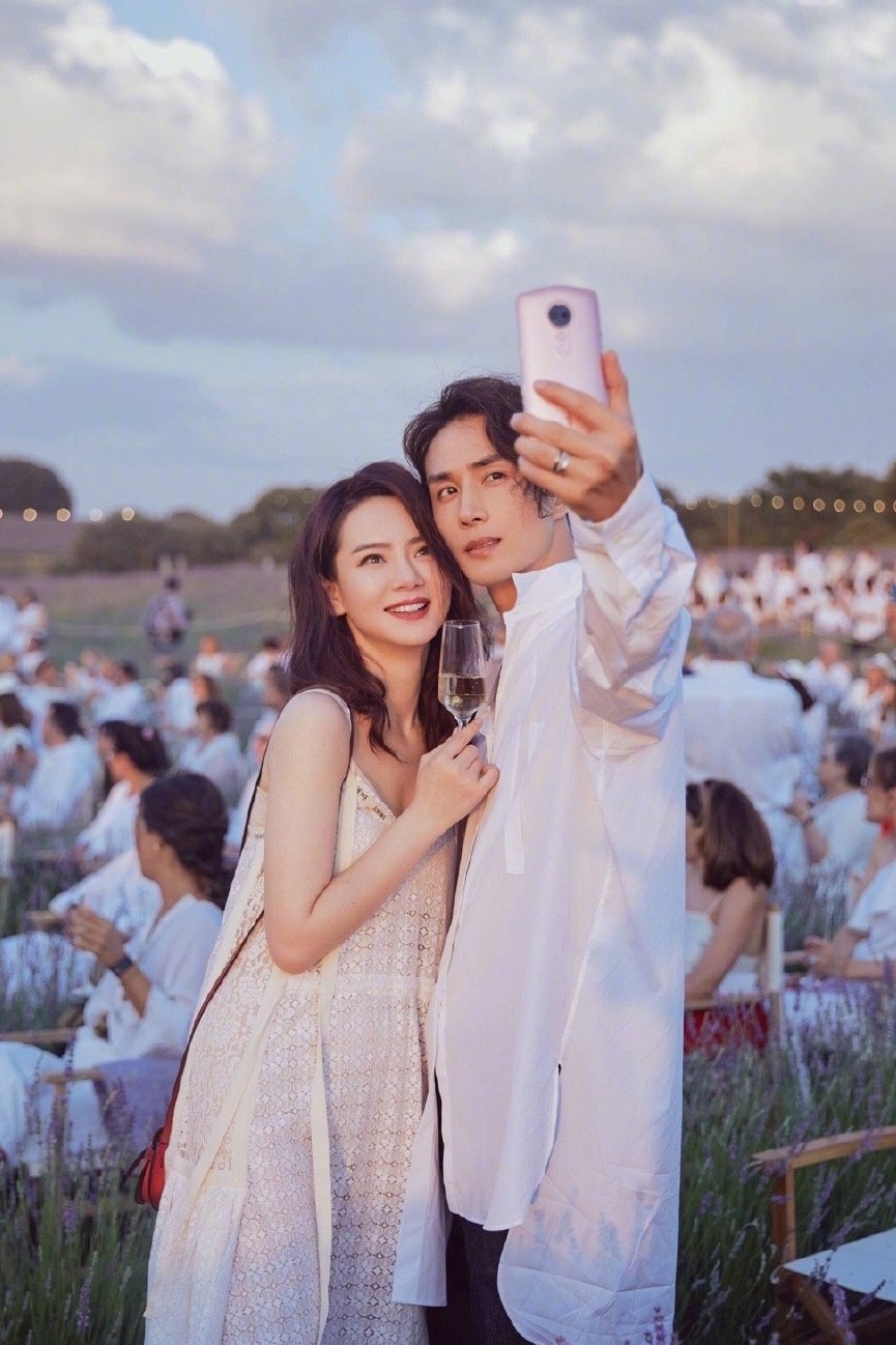 戚薇结婚照 戚薇结婚现场 
