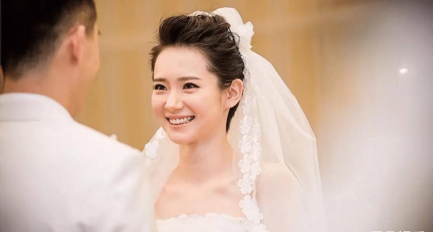 戚薇成婚照 戚薇成婚现场 戚薇成婚照 戚薇成婚现场