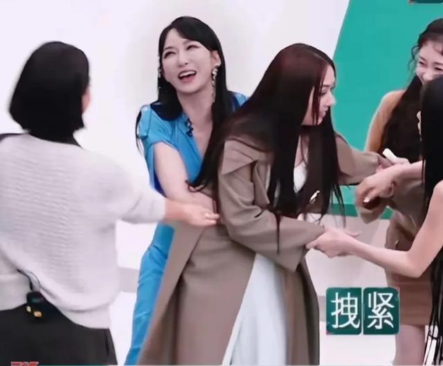 向佐郭碧婷蜜月打骂 向佐郭碧婷蜜月去的哪里 