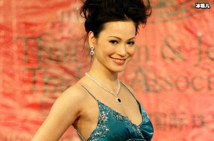 吴京前妻樊亦敏照片 樊亦敏曝生育问题与前男友分离 吴京前妻樊亦敏照片 樊亦敏曝生育问题与前男友分离