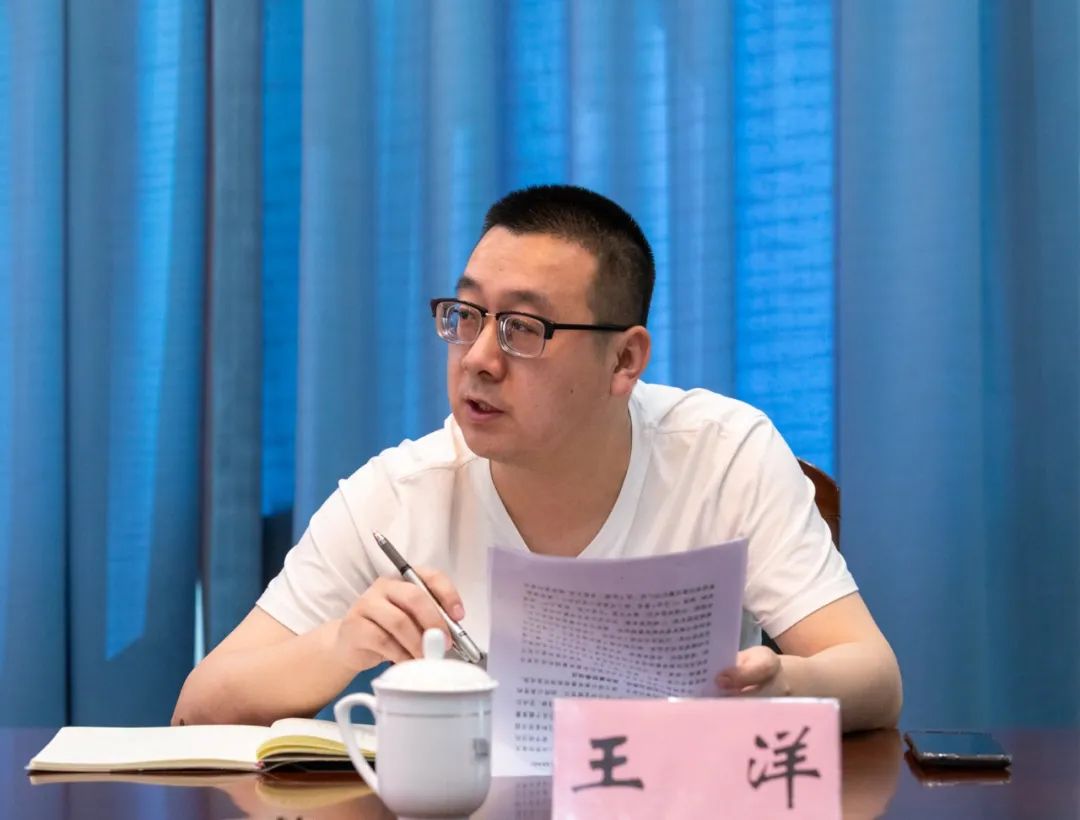 包含哈尔滨熟食王洋的个人资料简介的词条