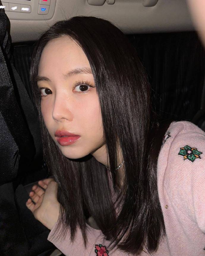 孙娜恩整容 孙娜恩 整容前 孙娜恩整容 孙娜恩 整容前
