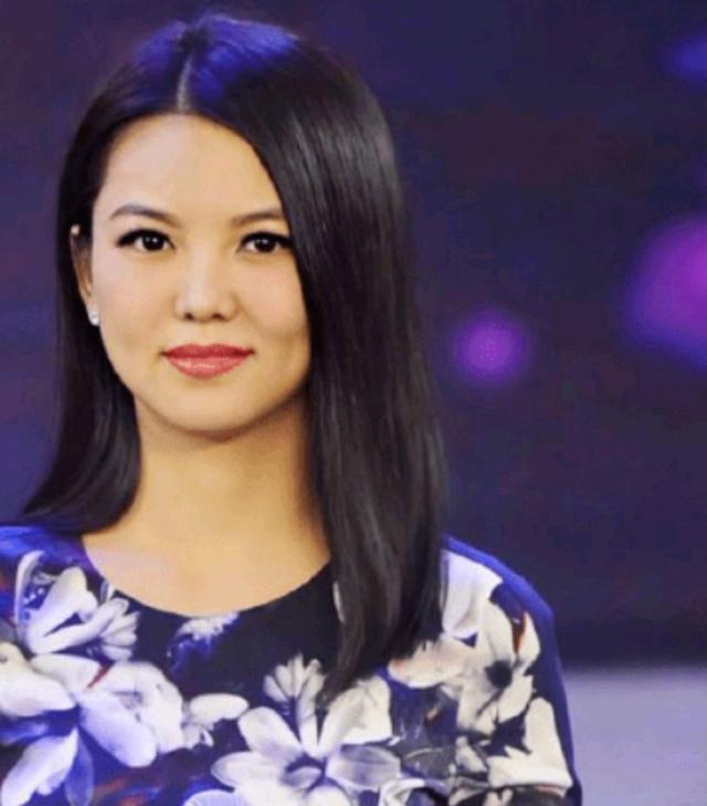 对于李湘自曝房产多到记不清的信息 对于李湘自曝房产多到记不清的信息
