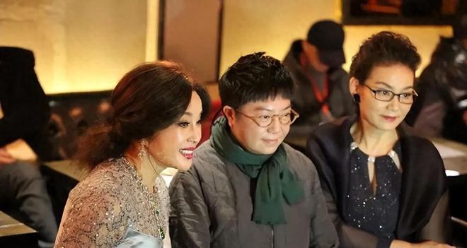刘晓庆与老公同框露面 刘晓庆与老公同框露面图片 刘晓庆与老公同框露面 刘晓庆与老公同框露面图片