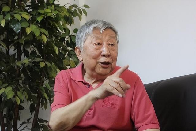 阎肃军衔 阎肃戎衣照 