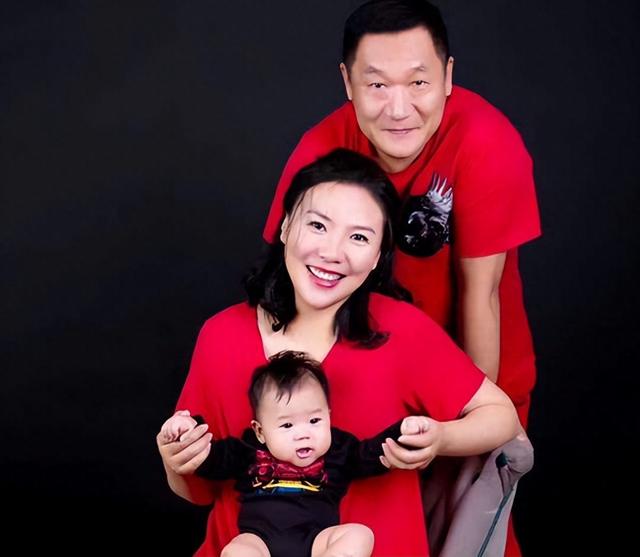 谢东是谁的儿子 谢东是谁的儿子呀 