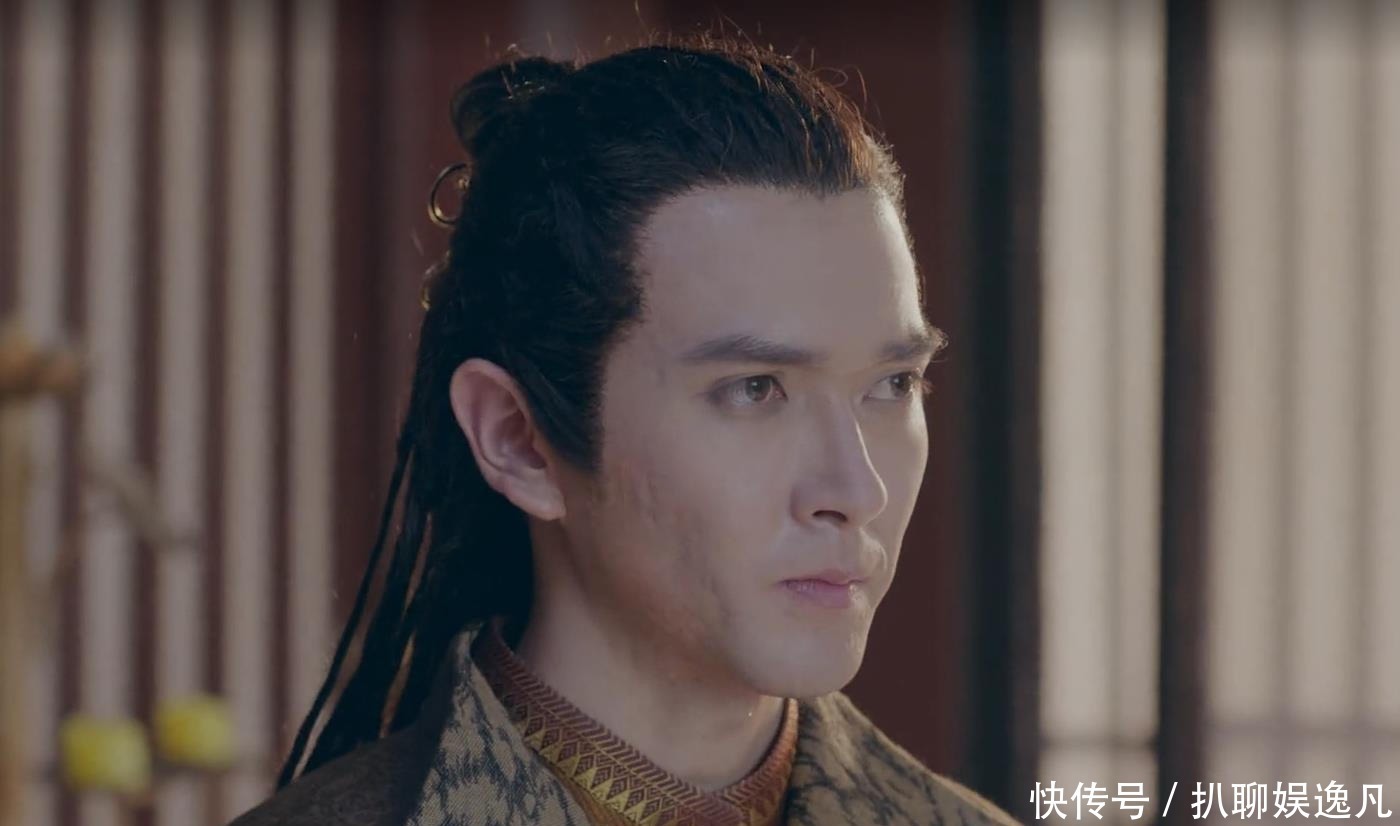 王若西 王若西夸赞董卿