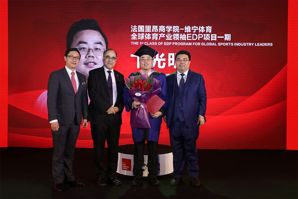 王元昊 王元昊团体材料 王元昊 王元昊团体材料
