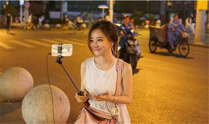 冯提莫快乐大本营 冯提莫迪丽热巴快乐大本营