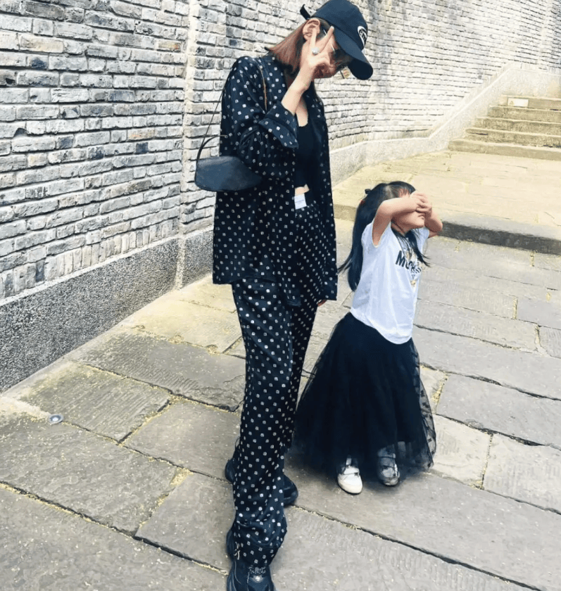 陈道明女儿成长照曝光 陈道明女儿成长照曝光了吗