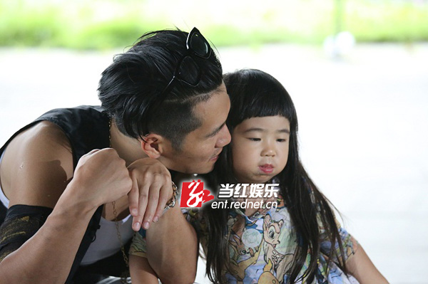 曹格后代 曹格的儿子和女儿叫什么名字 曹格后代 曹格的儿子和女儿叫什么名字