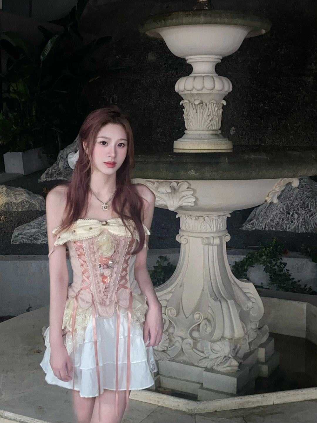 许愿池的希腊少女舞蹈 希腊许愿池的少女歌词 