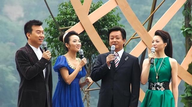 韩红与管彤成婚 韩红和管彤领成婚证了吗 韩红与管彤成婚 韩红和管彤领成婚证了吗