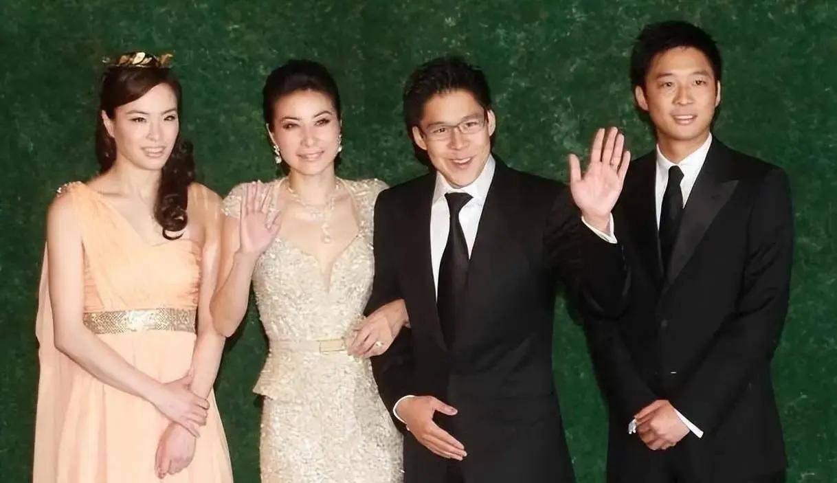 张效诚求婚吴敏霞 张效诚吴敏霞成婚视频 
