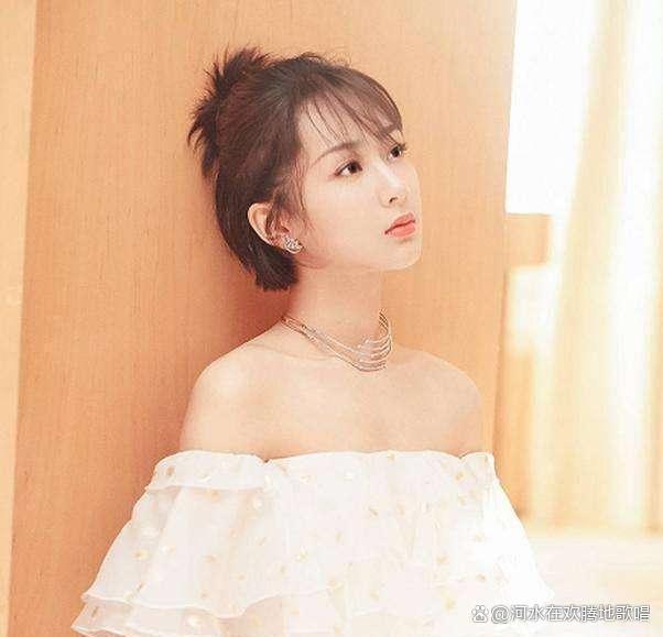 迪丽热巴吃货人设 迪丽热巴吃货人设图 迪丽热巴吃货人设 迪丽热巴吃货人设图