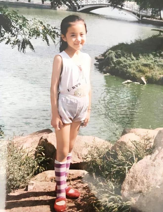 李依晓整容 李依晓整容前古装图片大全 李依晓整容 李依晓整容前古装图片大全