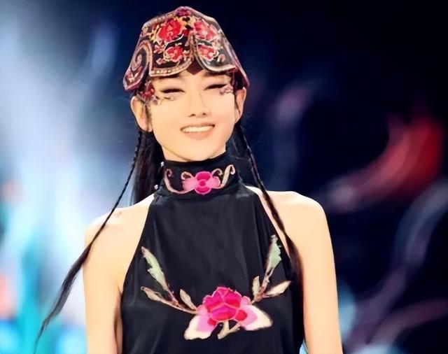 杨丽萍多大了 杨丽萍多大年龄了 