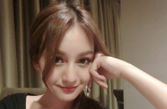 迪丽娜尔李晨 李晨迪丽娜尔什么时候分离的 